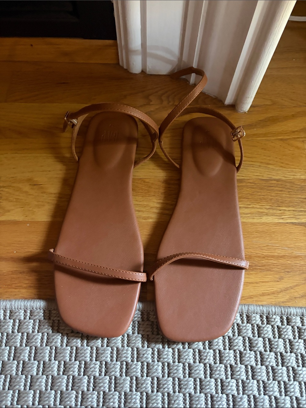 GAP Tan Slim-Strap Square-Toe Sandals
